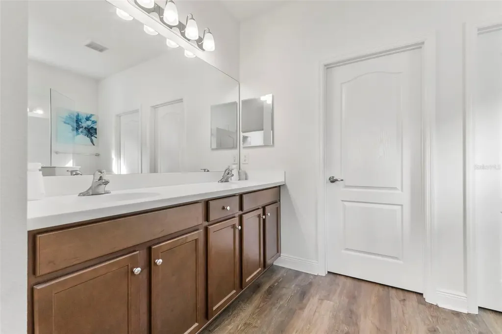 2637 Star Apple Way Sarasota FL 34240