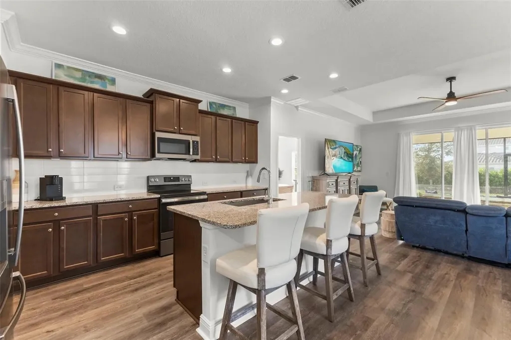 2637 Star Apple Way Sarasota FL 34240