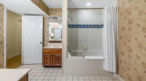 708 Santa Cruz Lane Howey In The Hills FL 34737