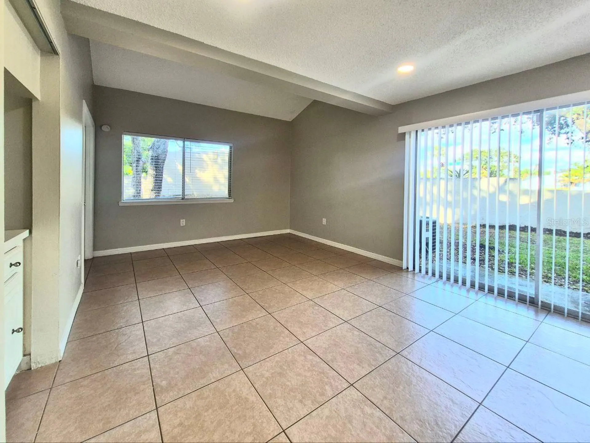 6345 Newtown Circle Tampa FL 33615
