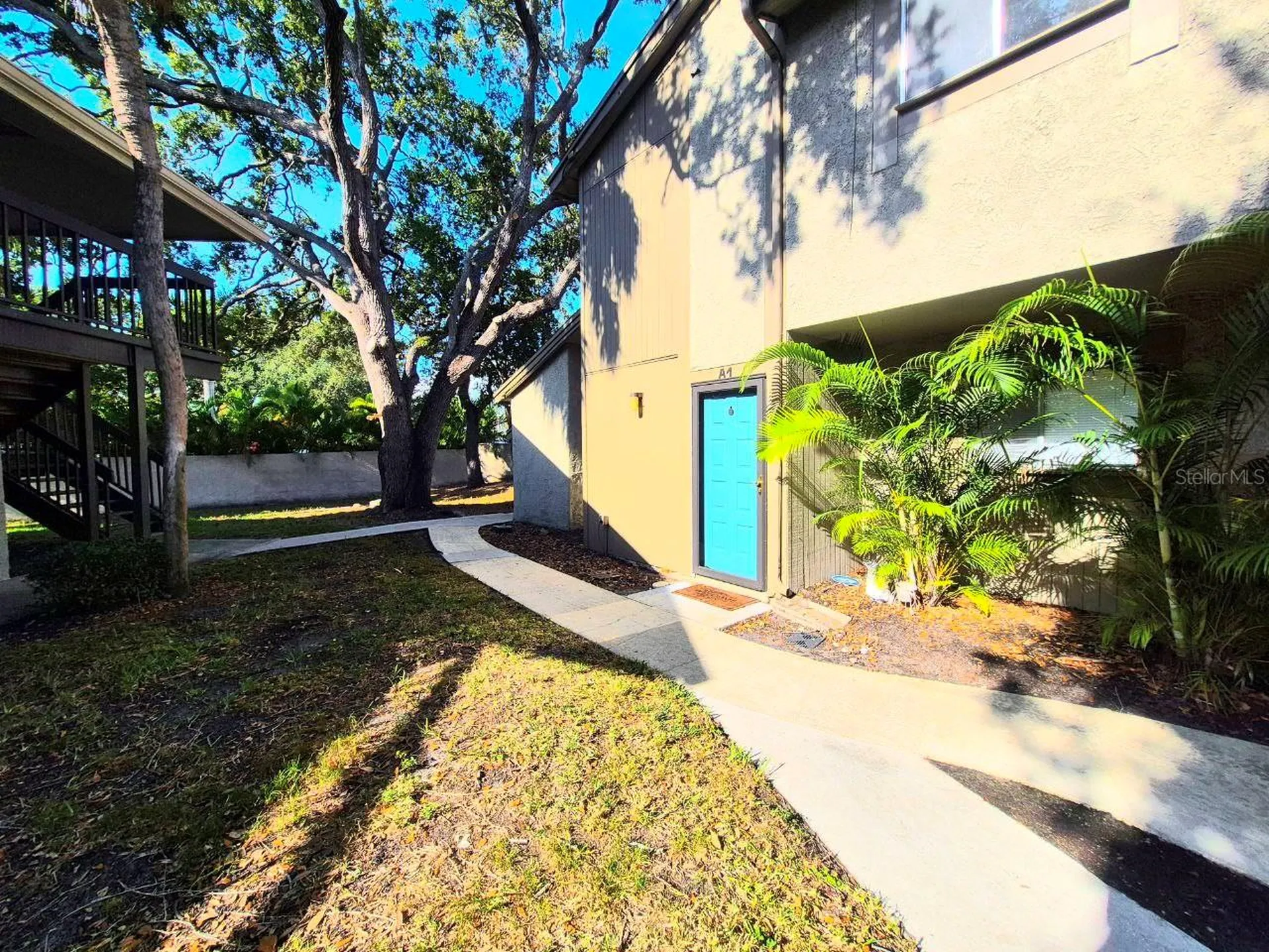 6345 Newtown Circle Tampa FL 33615