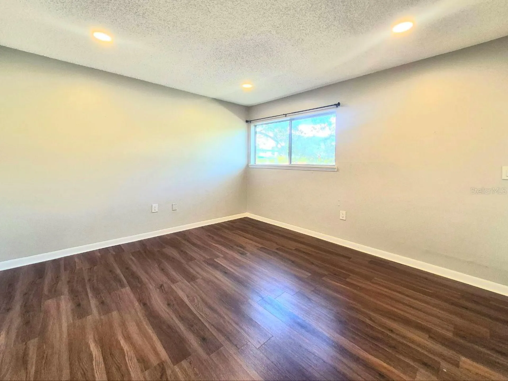 6345 Newtown Circle Tampa FL 33615