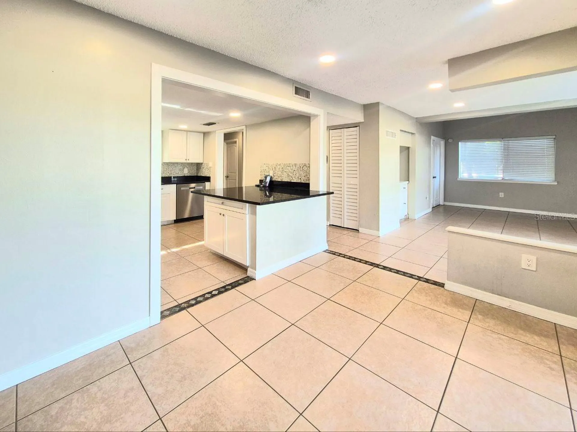 6345 Newtown Circle Tampa FL 33615