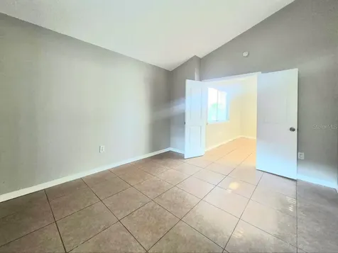 6345 Newtown Circle Tampa FL 33615