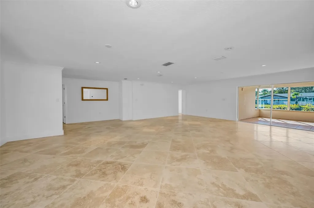 2391 Roberta Lane Clearwater FL 33764