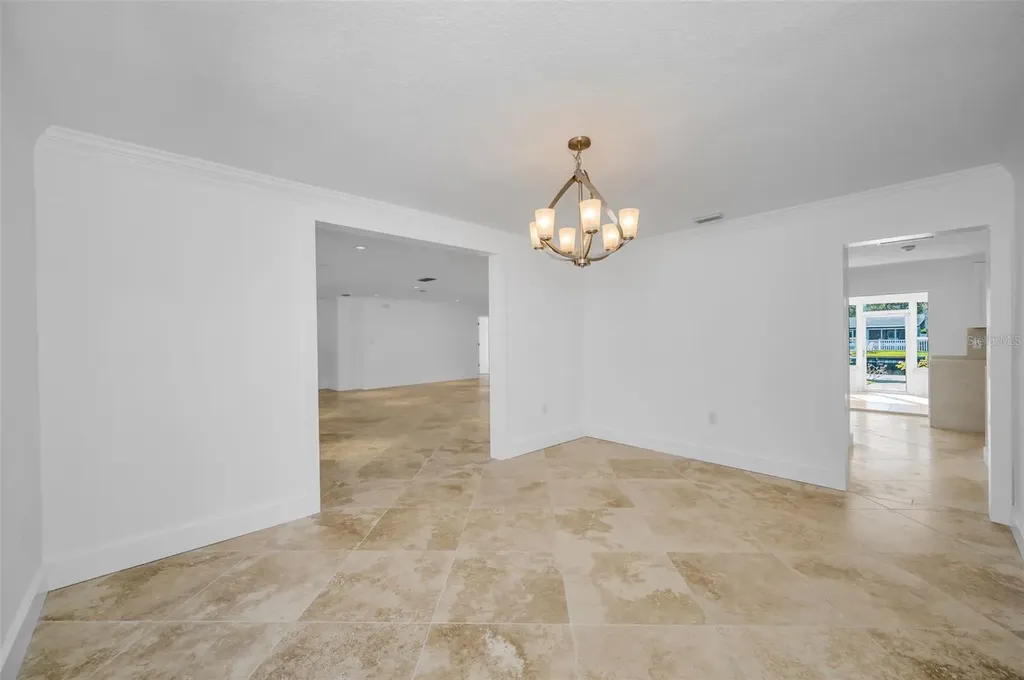 2391 Roberta Lane Clearwater FL 33764