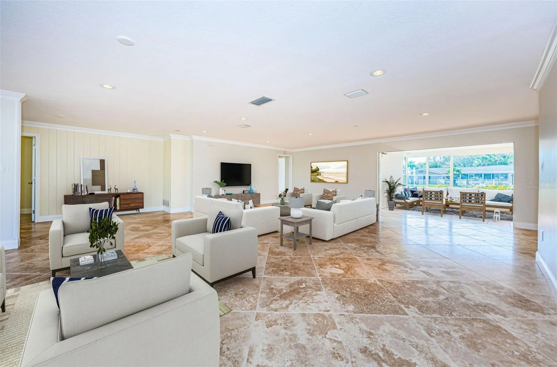 2391 Roberta Lane Clearwater FL 33764