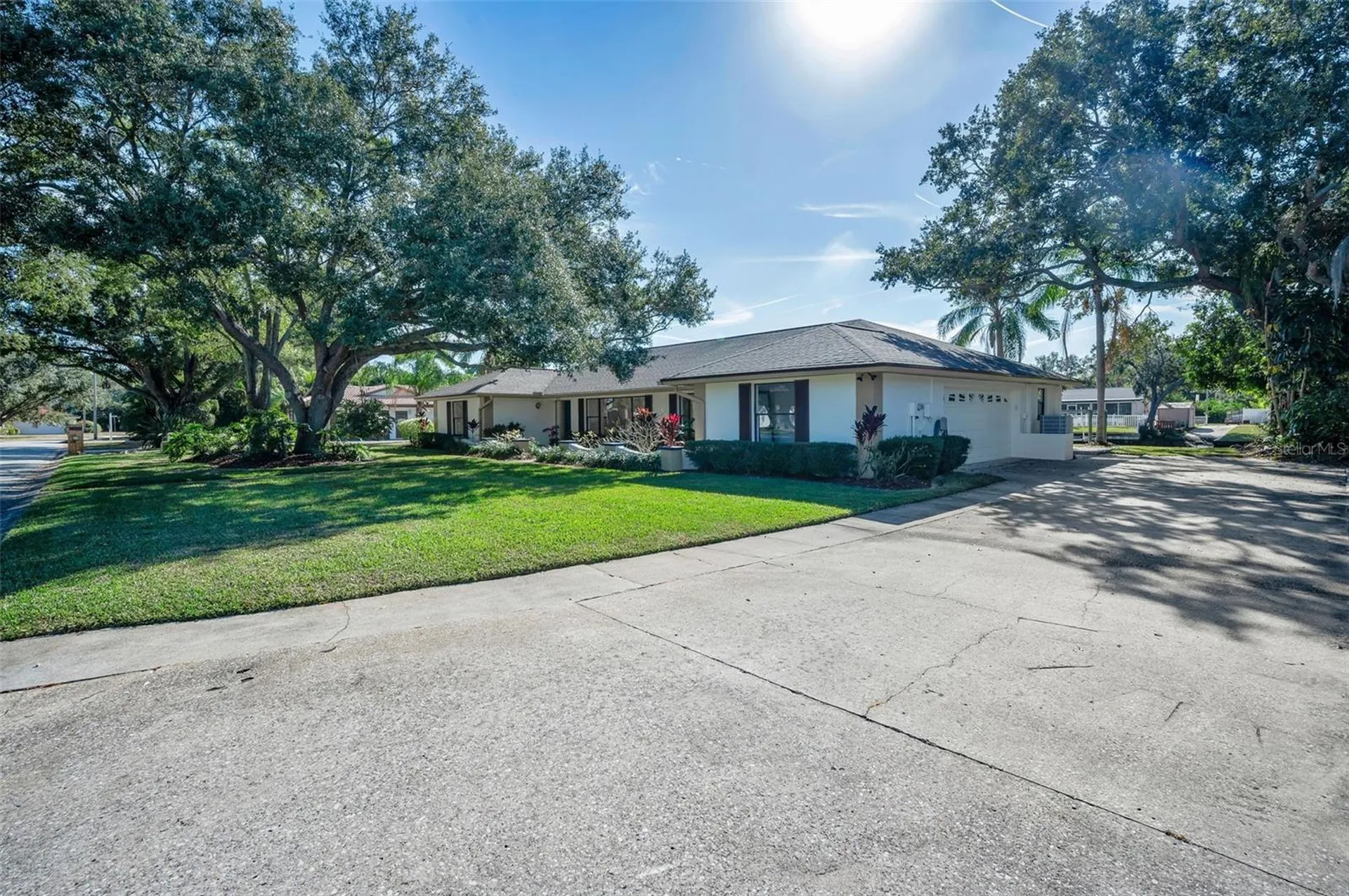 2391 Roberta Lane Clearwater FL 33764