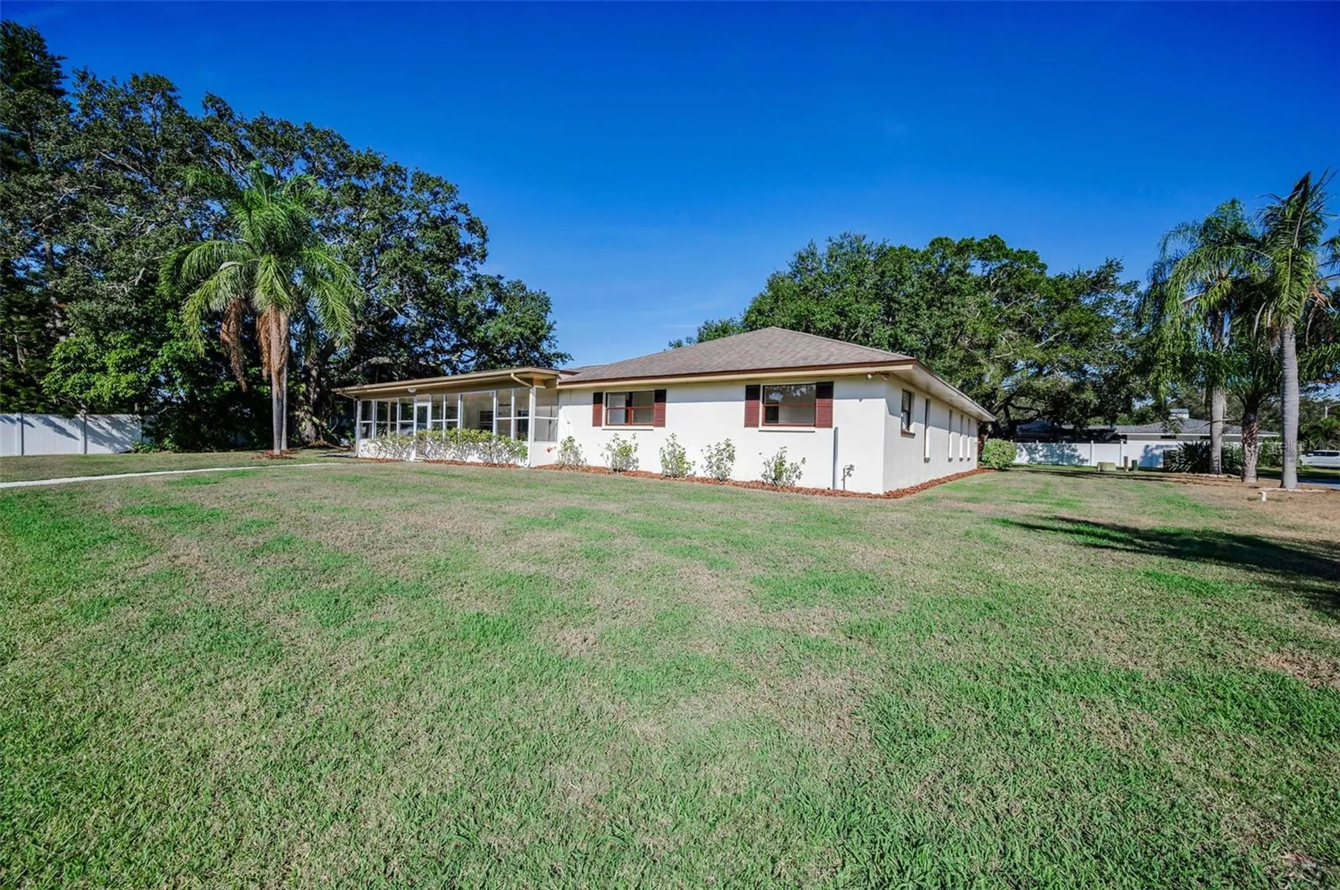 2391 Roberta Lane Clearwater FL 33764