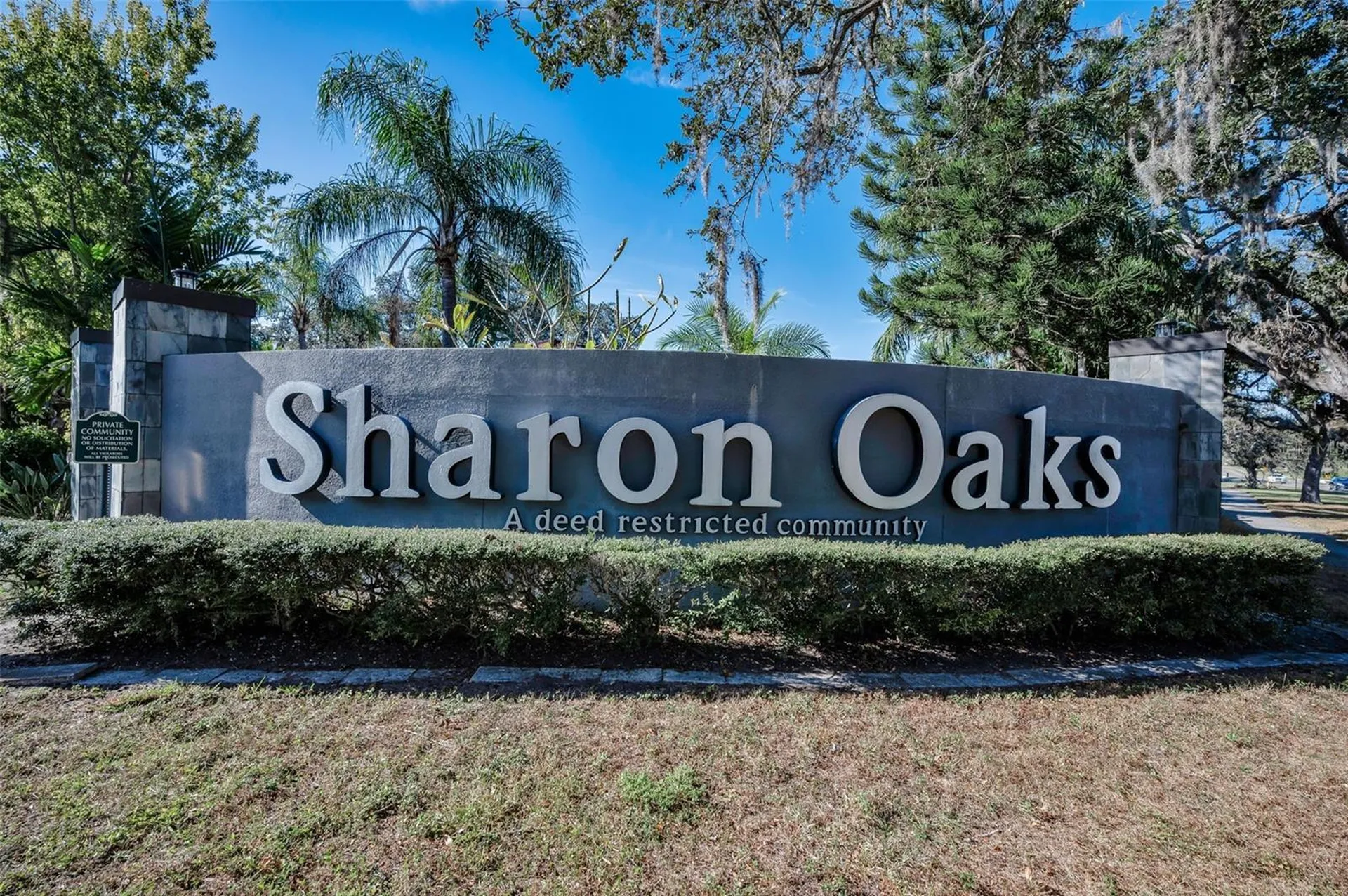 2391 Roberta Lane Clearwater FL 33764