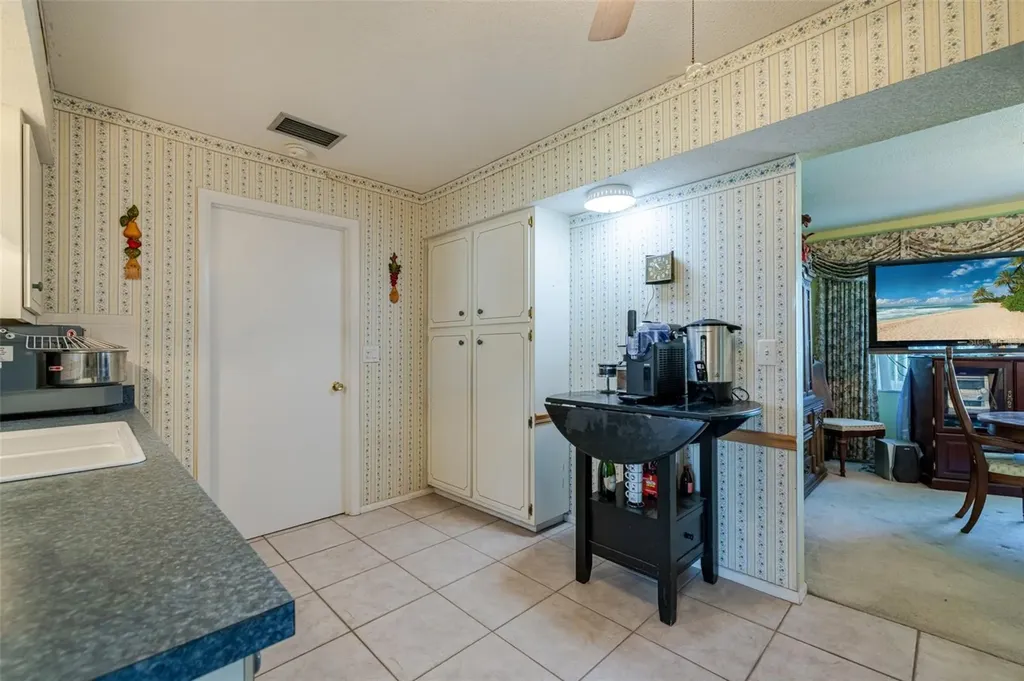199 Carlisle Avenue NW Port Charlotte FL 33952
