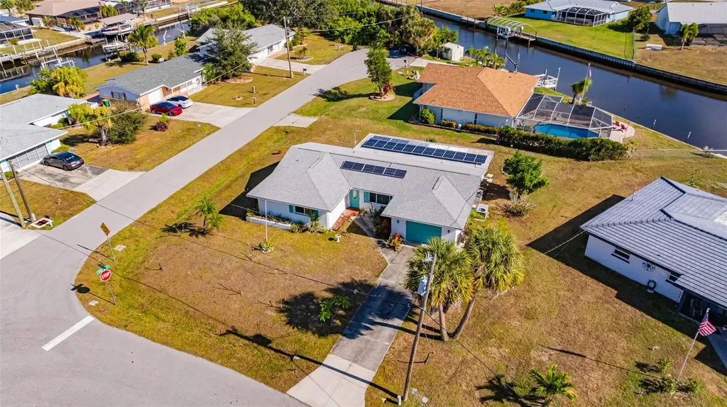 199 Carlisle Avenue NW Port Charlotte FL 33952