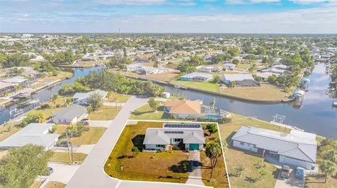 199 Carlisle Avenue NW Port Charlotte FL 33952