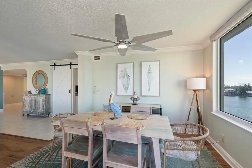 736 Island Way Clearwater FL 33767