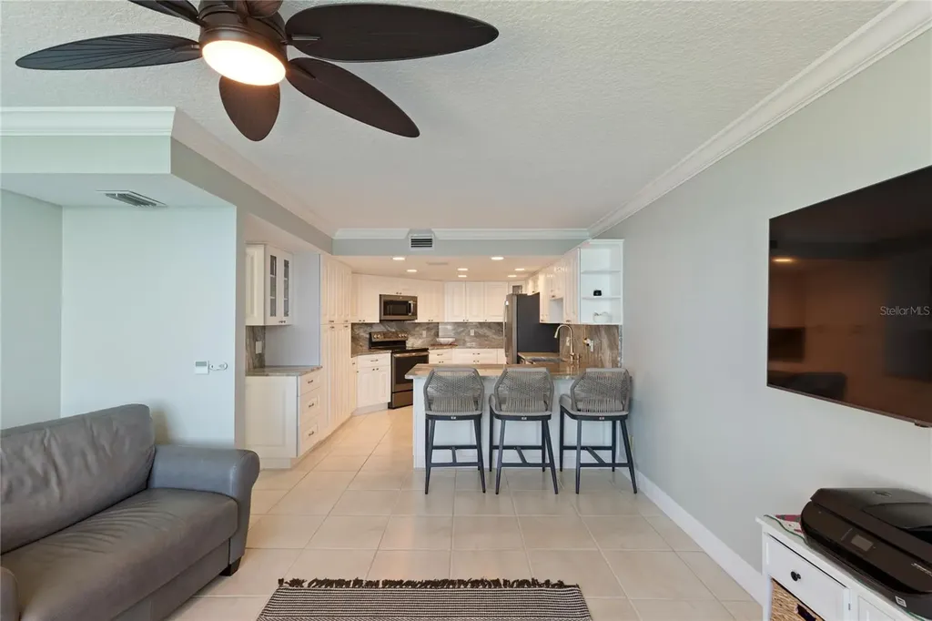 736 Island Way Clearwater FL 33767