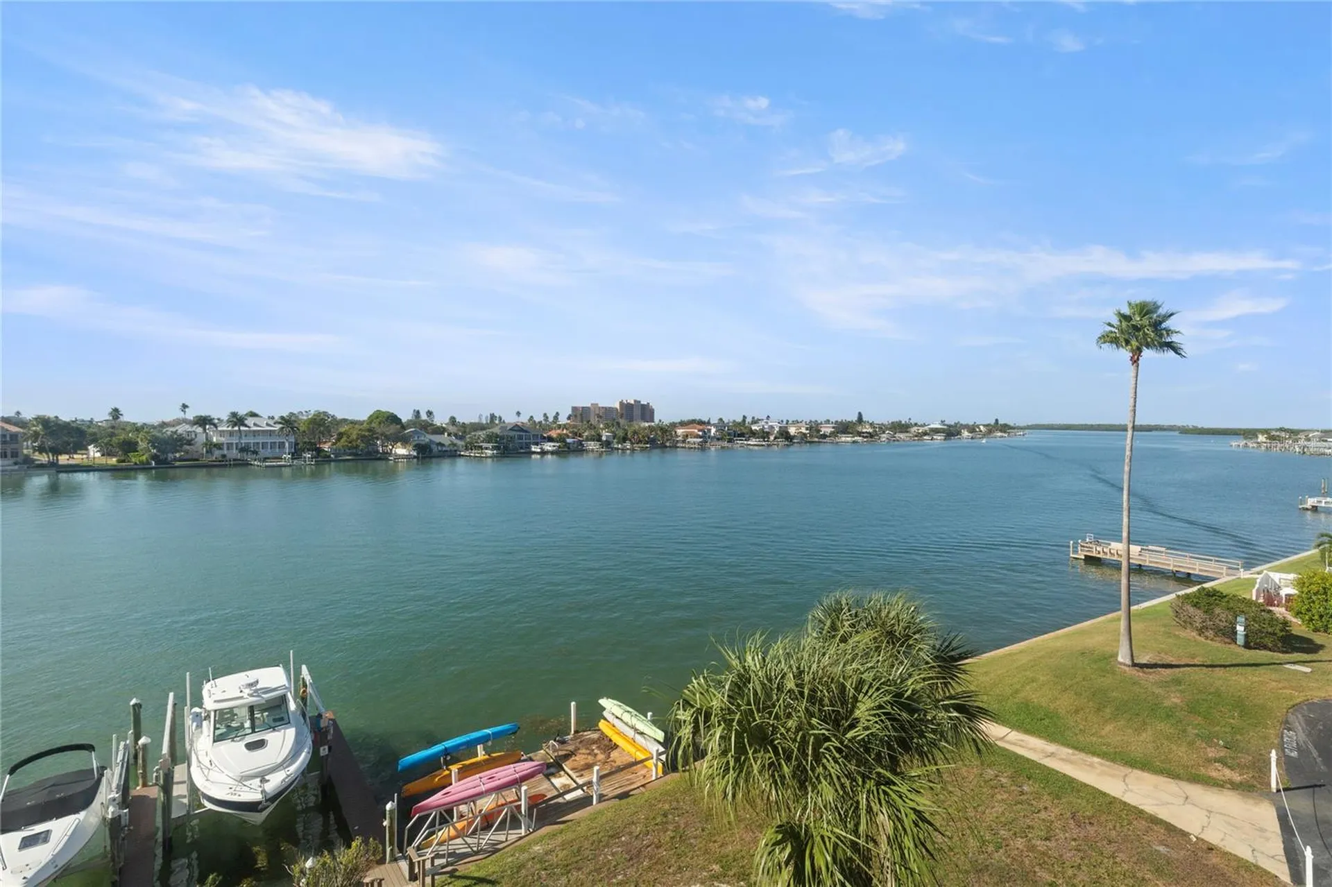 736 Island Way Clearwater FL 33767