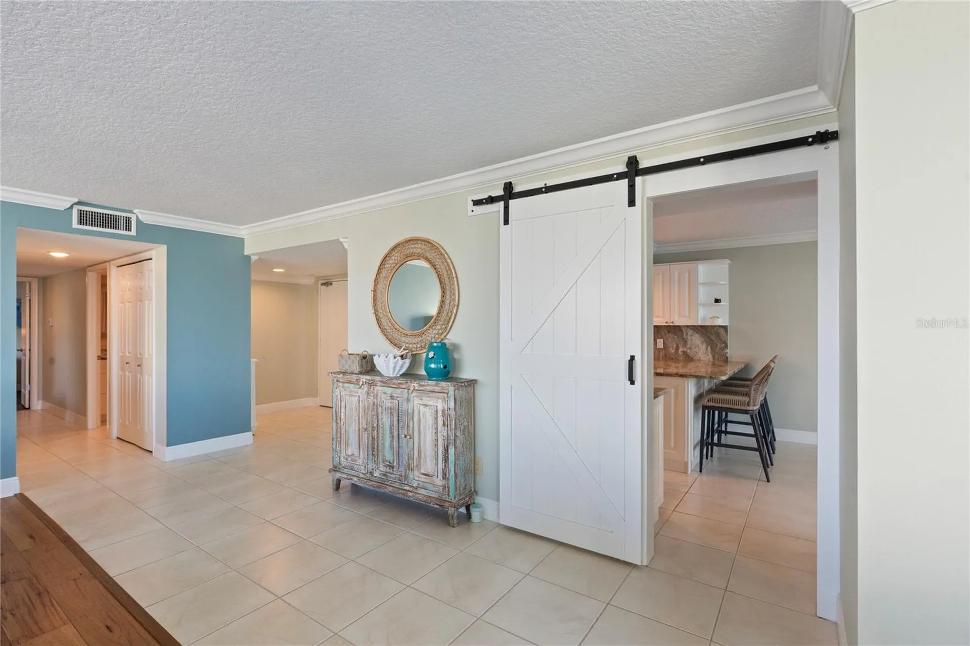 736 Island Way Clearwater FL 33767