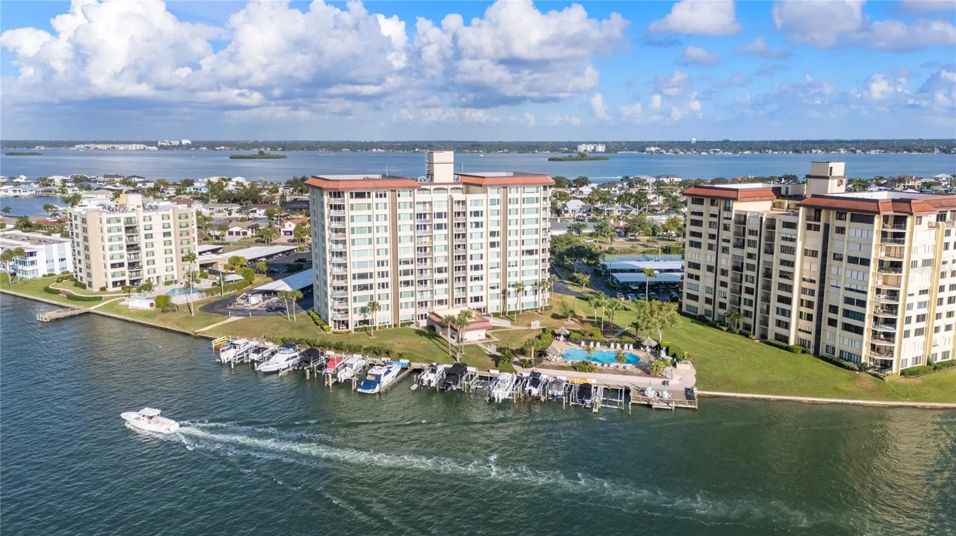 736 Island Way Clearwater FL 33767