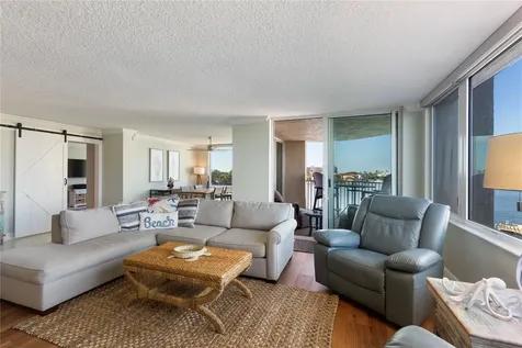 736 Island Way Clearwater FL 33767