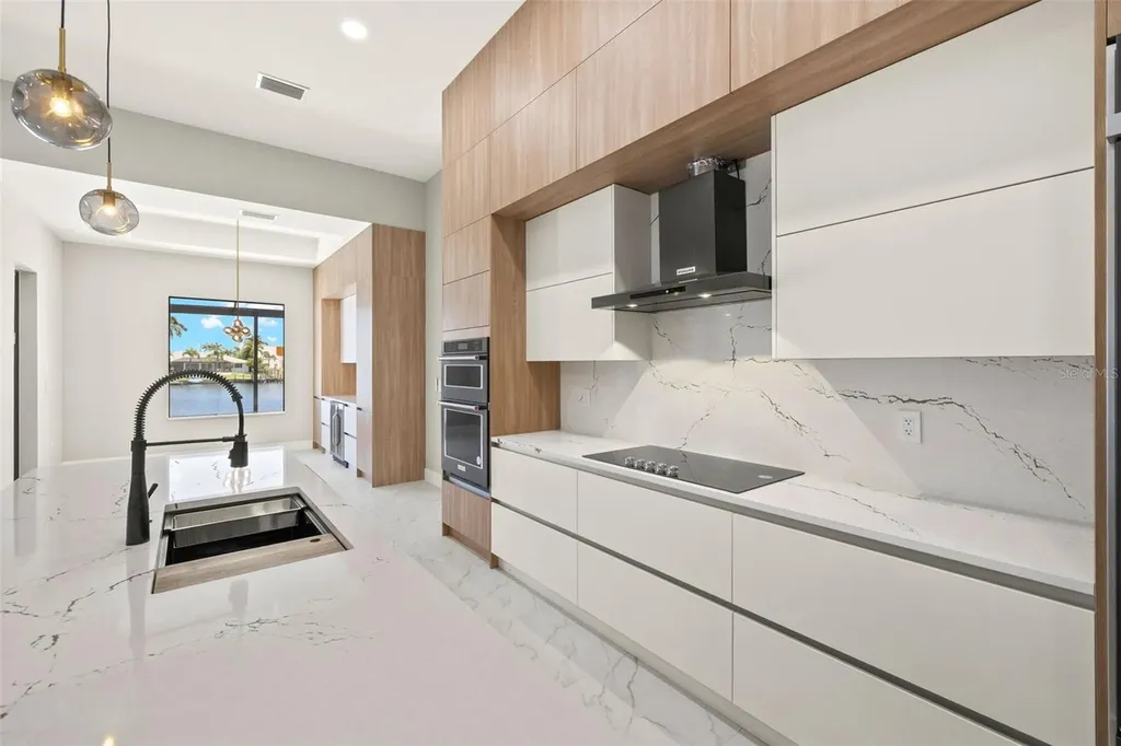 3123 SW 29th Avenue Cape Coral FL 33914