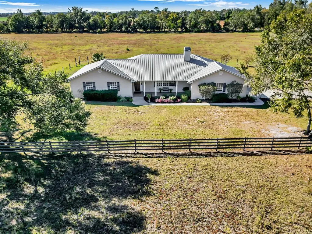 15907 Carlton Lake Road Wimauma FL 33598