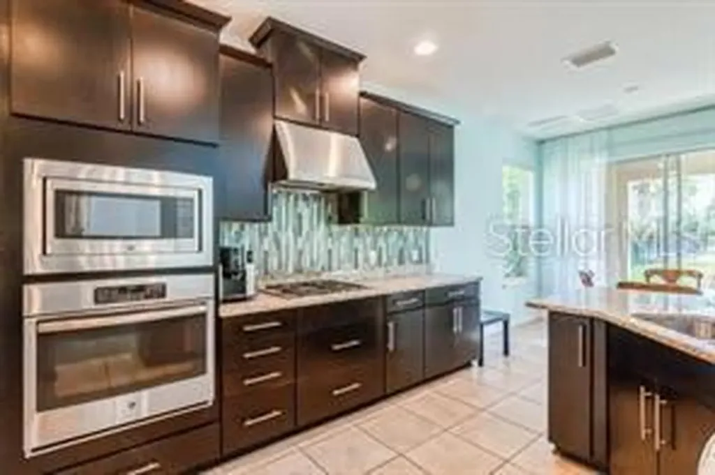 6113 Anise Drive Sarasota FL 34238