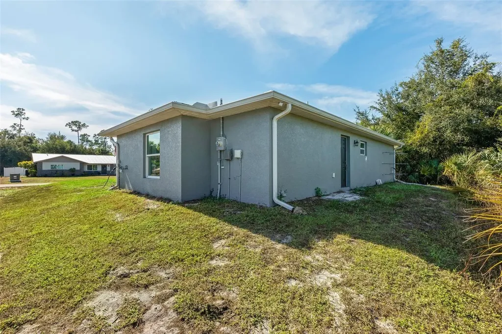 18386 Locklane Avenue Port Charlotte FL 33948