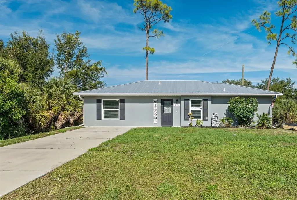 18386 Locklane Avenue Port Charlotte FL 33948
