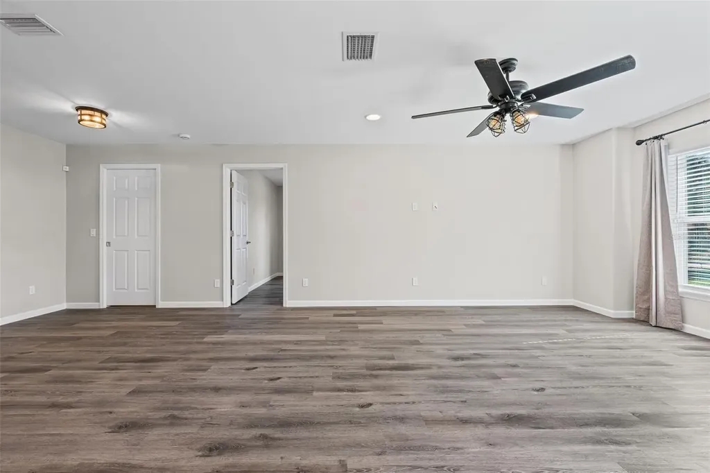 18386 Locklane Avenue Port Charlotte FL 33948