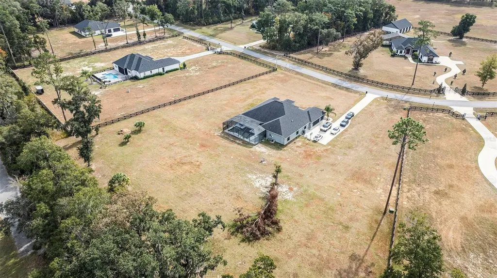 7403 NE 22nd Court Road Ocala FL 34479