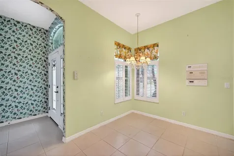 5121 Flagstone Drive Sarasota FL 34238