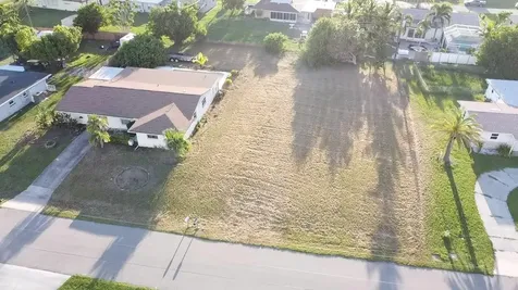 156 Francis Drive NE Port Charlotte FL 33952