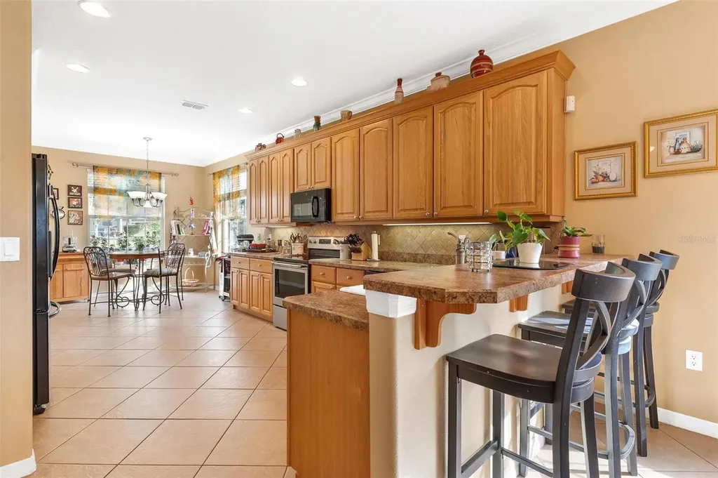 81 Twin Lake Circle Umatilla FL 32784
