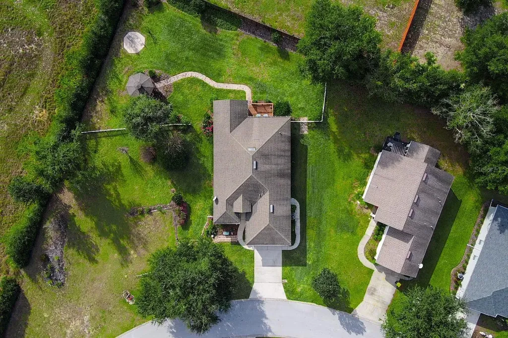 81 Twin Lake Circle Umatilla FL 32784