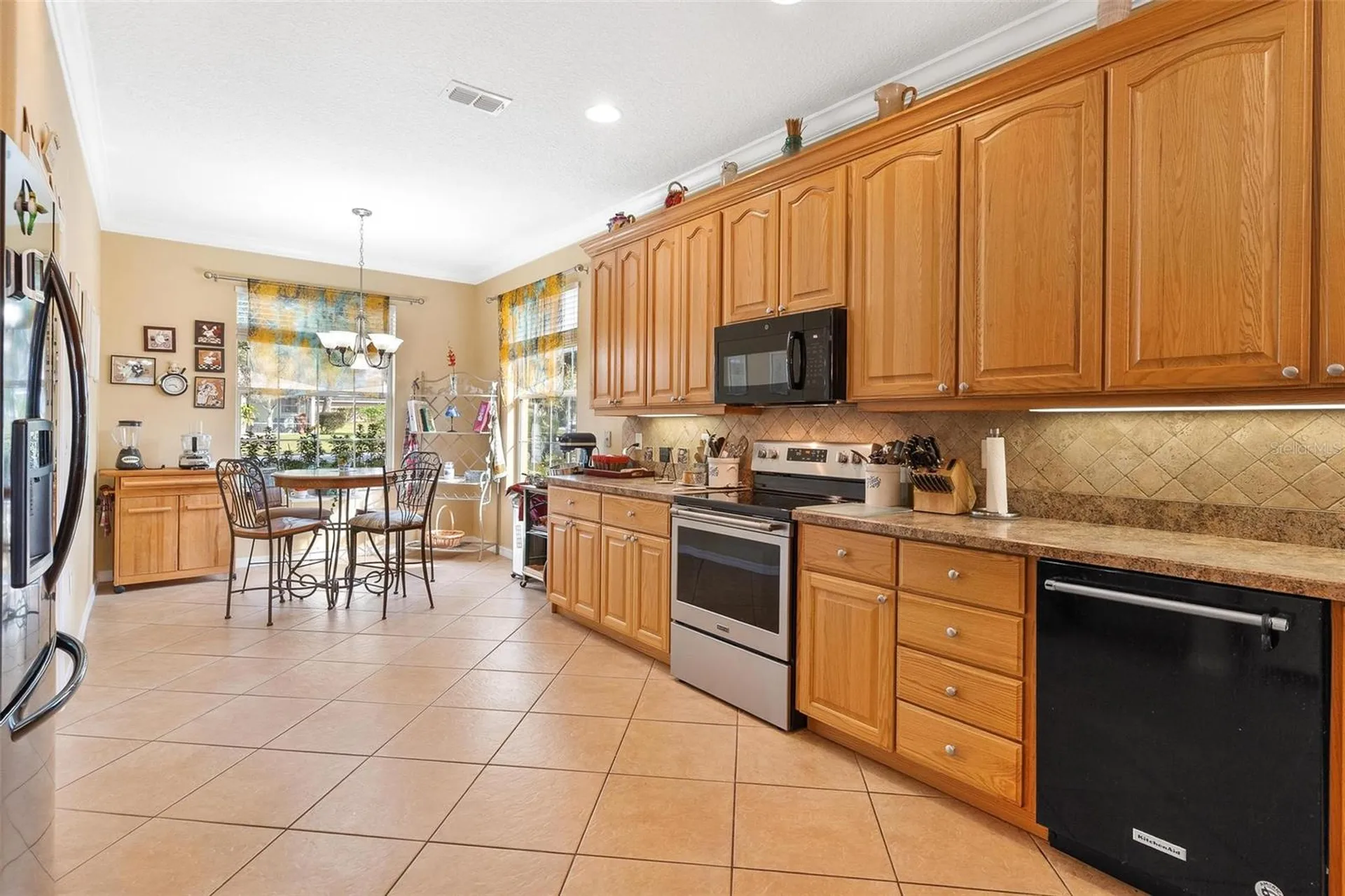 81 Twin Lake Circle Umatilla FL 32784