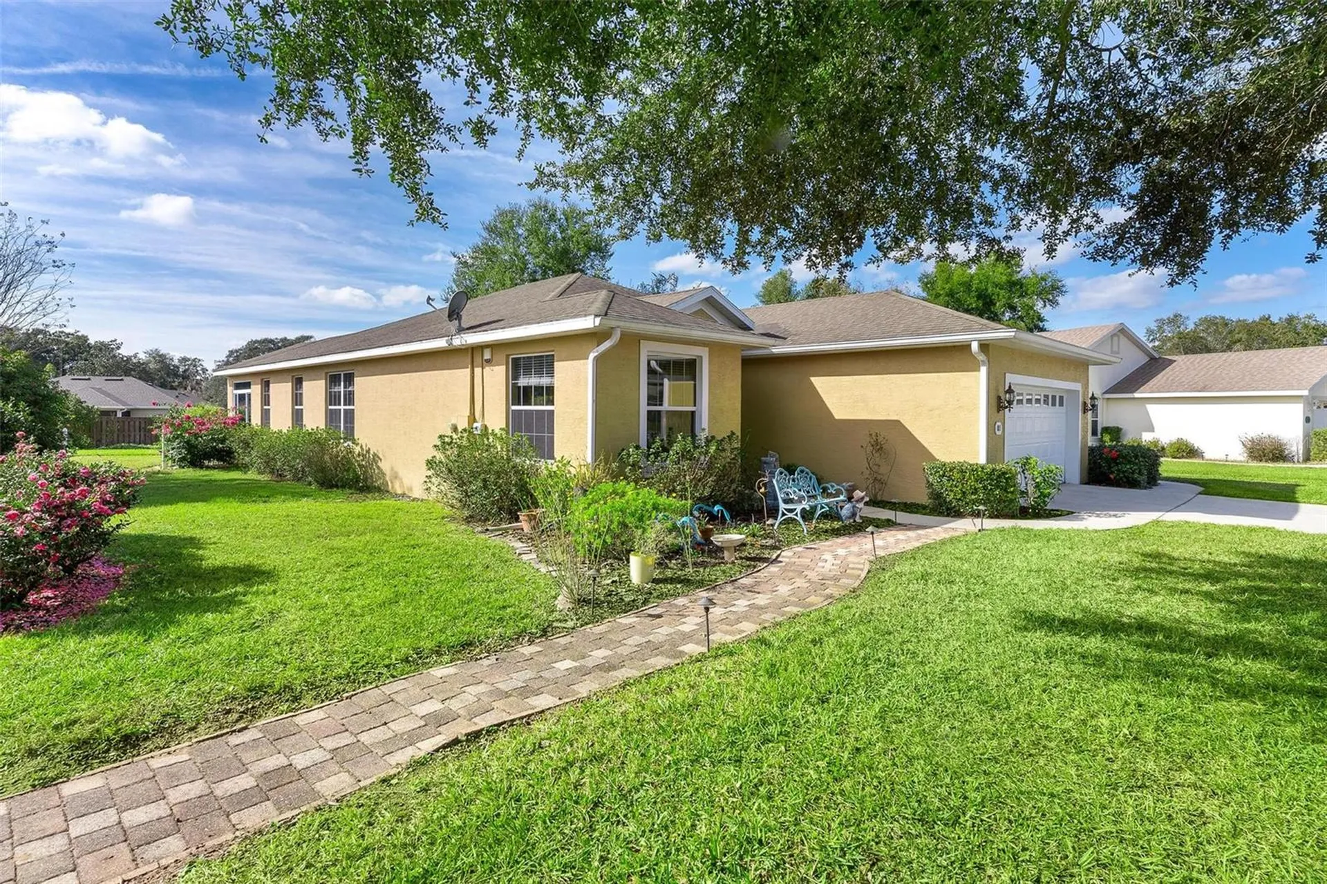 81 Twin Lake Circle Umatilla FL 32784