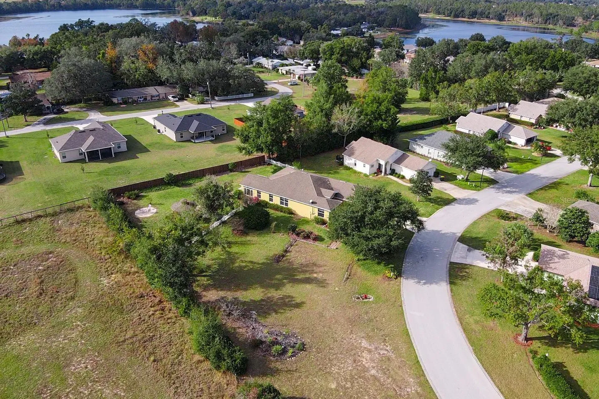 81 Twin Lake Circle Umatilla FL 32784