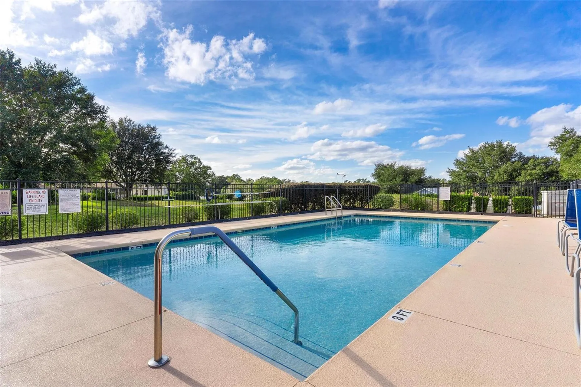 81 Twin Lake Circle Umatilla FL 32784