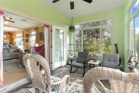 81 Twin Lake Circle Umatilla FL 32784
