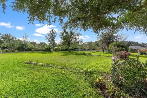 81 Twin Lake Circle Umatilla FL 32784