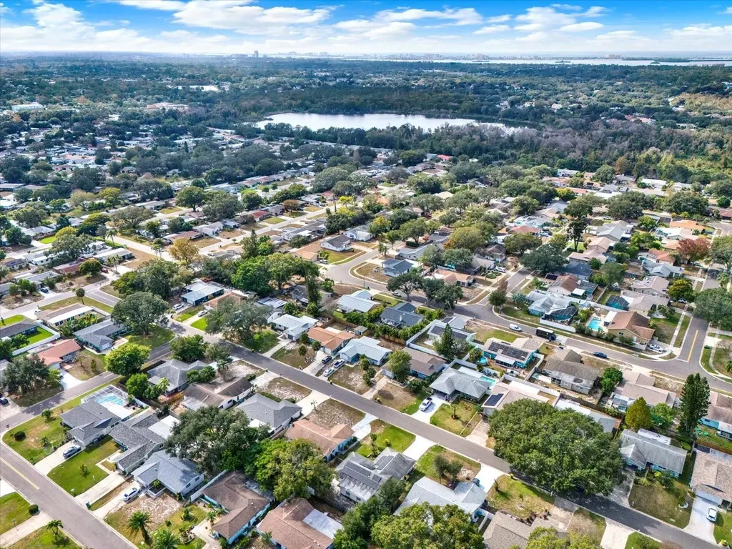 2536 Bramblewood Drive W Clearwater FL 33763