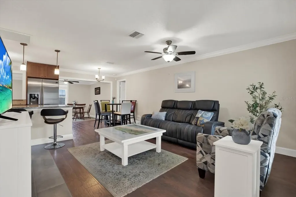 2536 Bramblewood Drive W Clearwater FL 33763