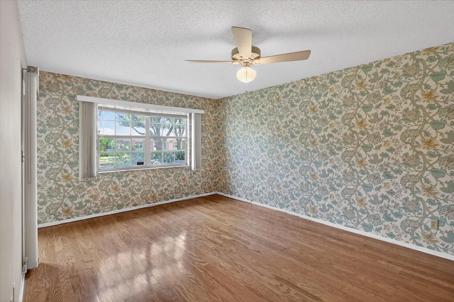2211 Lark Circle W Palm Harbor FL 34684
