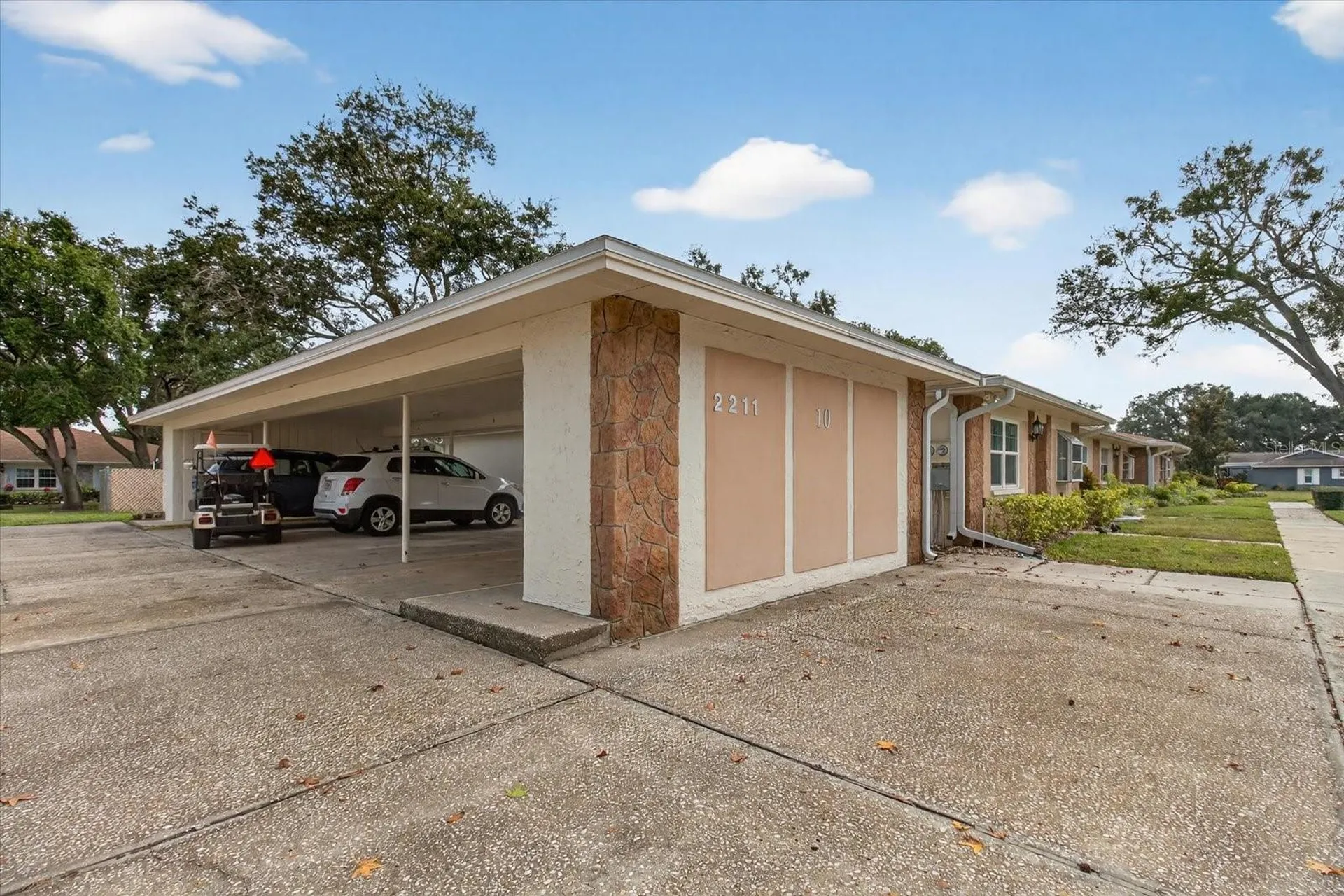 2211 Lark Circle W Palm Harbor FL 34684