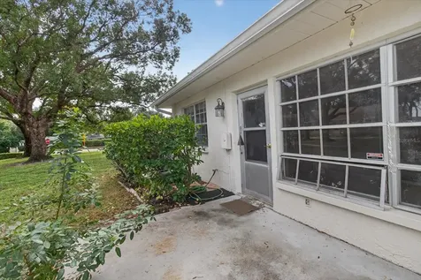 2211 Lark Circle W Palm Harbor FL 34684