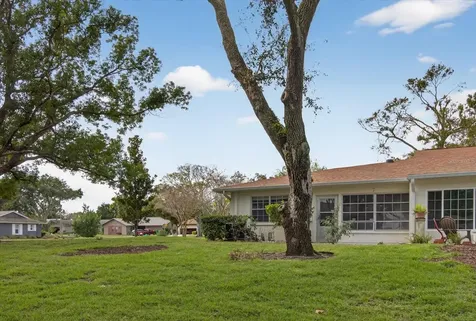 2211 Lark Circle W Palm Harbor FL 34684