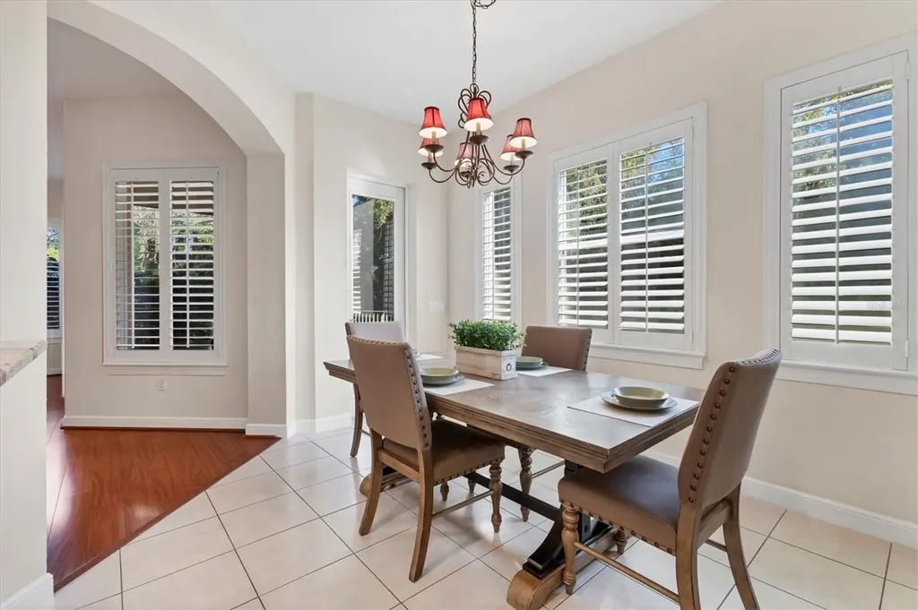 5425 46th Court W Bradenton FL 34210