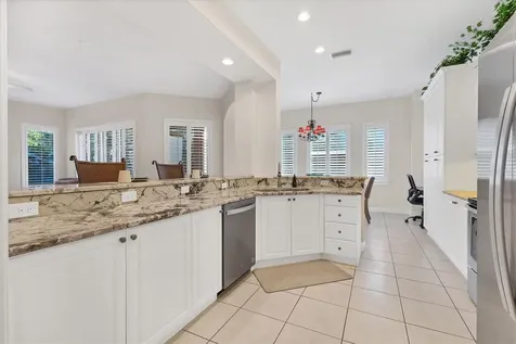 5425 46th Court W Bradenton FL 34210