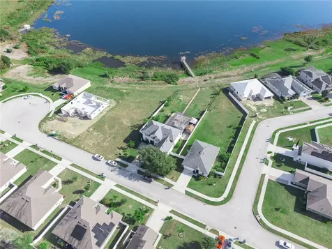4706 Brookshire Court Lake Wales FL 33898