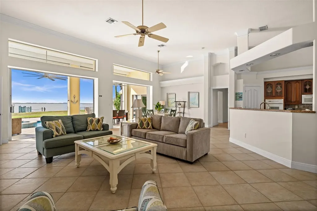 264 Bayshore Drive Cape Coral FL 33904